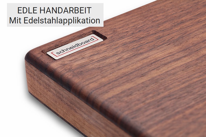 Schneidebrett Nussbaum dreilagig mit Edelstahlschild