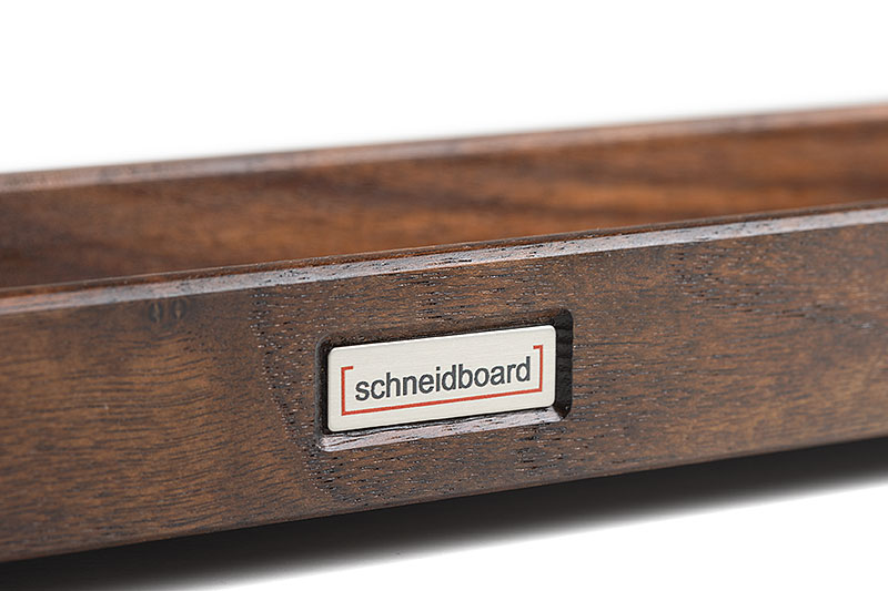 Edelstahlschild in Gewürzregal Nussbaum