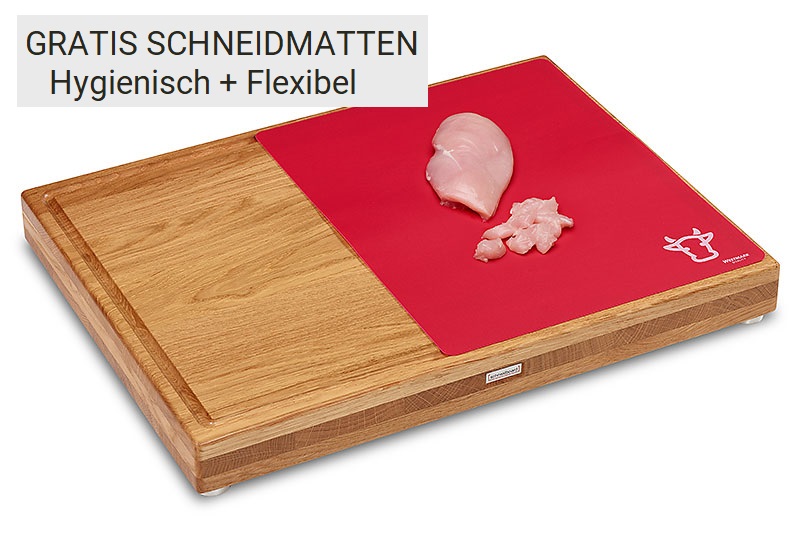 Massivholzschneidebrett in Eiche mit Saftrille und roter Schneidmatte mit Hühnchen