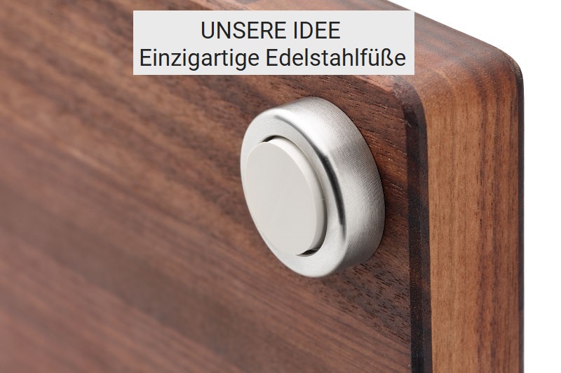 Schneidebrett Nussbaum dreilagig mit montiertem gummiertem Edelstahlfuß