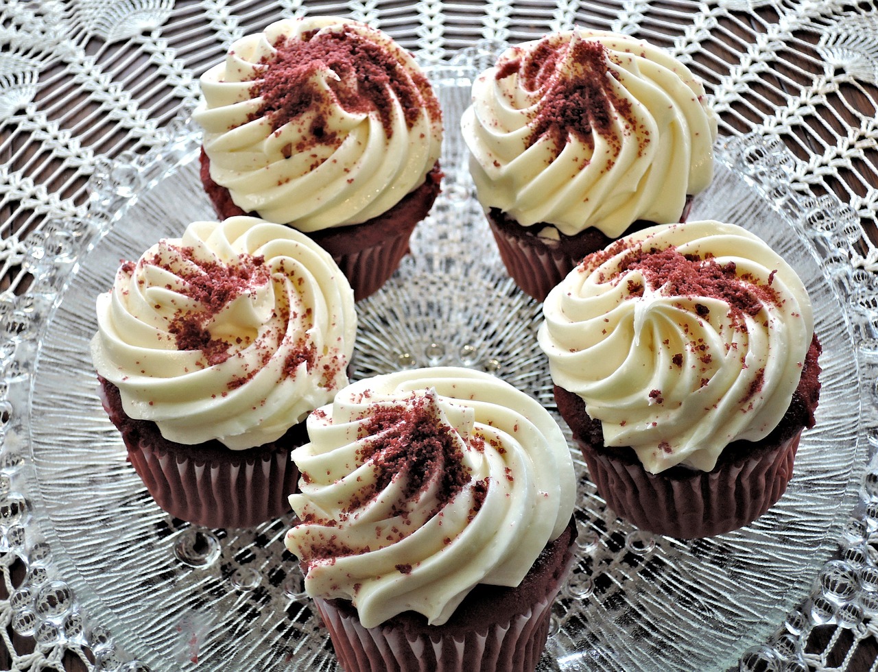 Schneidebrett Red Velvet Cupcakes