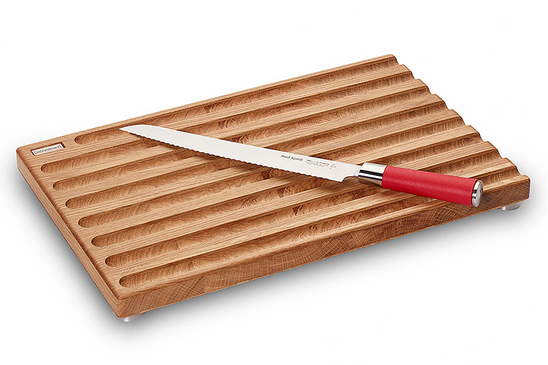 Brotschneidebrett Eiche inkl. Brotmesser Red Spirit