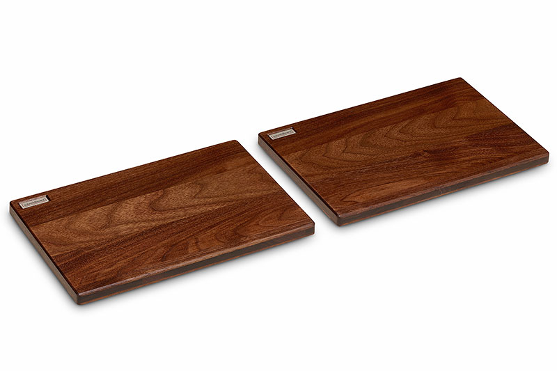 Frühstücksbrettchen Nussbaum 2-er Set mit Edelstahlschild